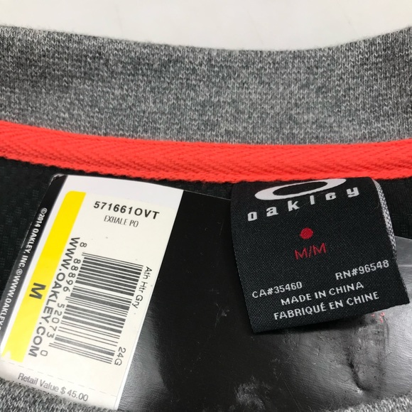 Oakley Women’s Exhale Workout Pullover - Picture 8 of 11